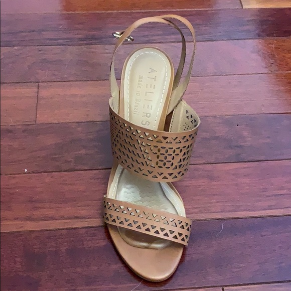 Tan Heeled Sandals - Picture 3 of 4